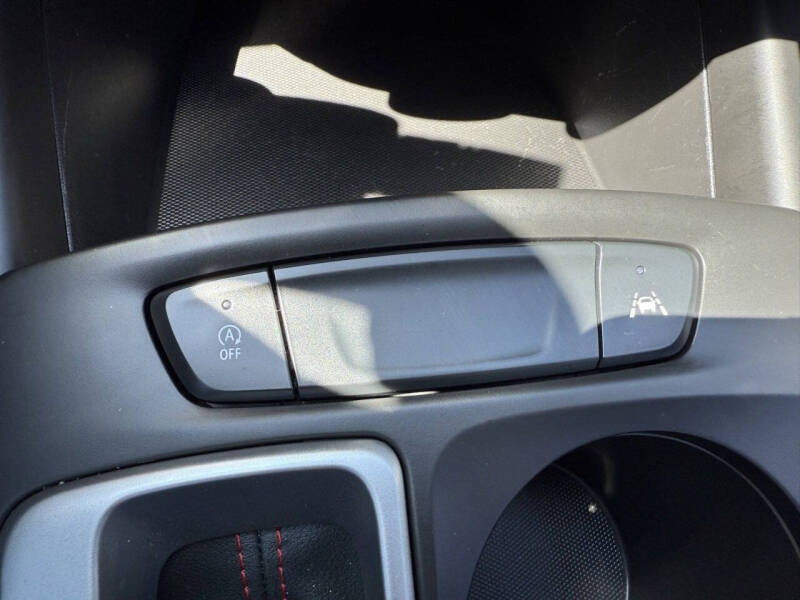 2025 Chevrolet Trax RS