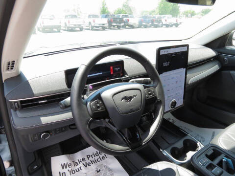 2025 Ford Mustang Mach-E Select