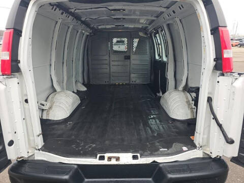 2021 Chevrolet Express 2500