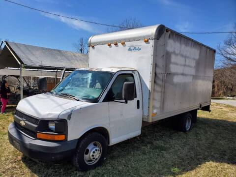 2007 Chevrolet Express Cutaway for sale at Ford's Auto Sales in Kingsport TN