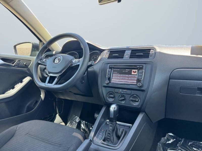 2015 Volkswagen Jetta