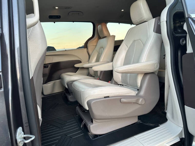 2021 Chrysler Pacifica Hybrid Touring L