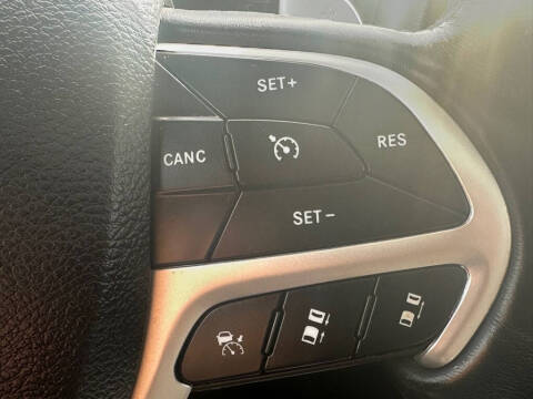 2019 Jeep Grand Cherokee Summit