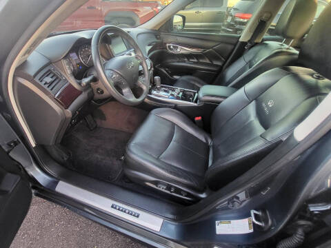 2012 Infiniti M37