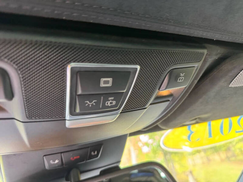 2013 Mercedes-Benz SL-Class SL 63 AMG