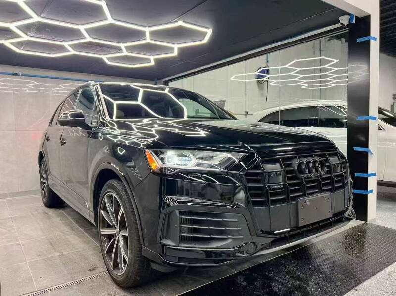 2022 Audi Q7 quattro Premium Plus 55 TFSI