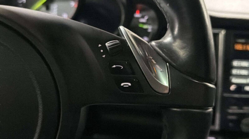 2015 Porsche Panamera S E-Hybrid