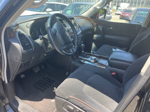 2017 Nissan Armada SV