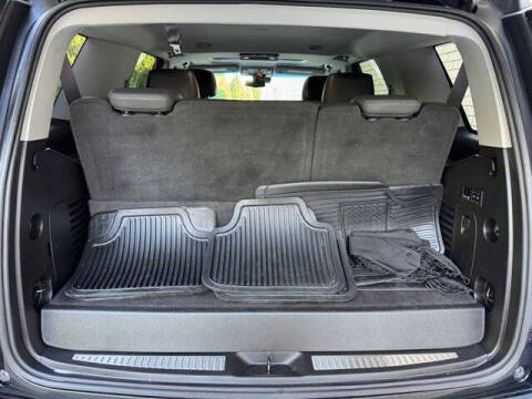 2017 Cadillac Escalade Luxury