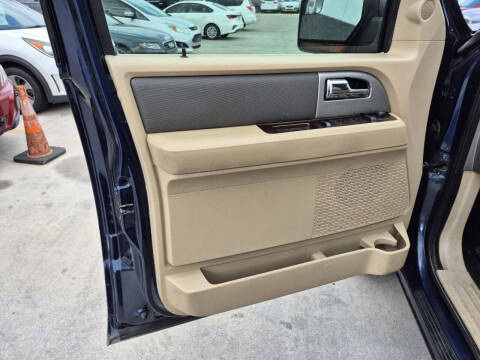 2013 Ford Expedition XLT