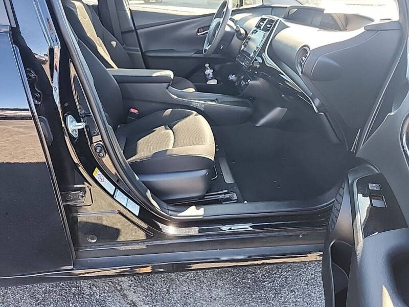 2020 Toyota Prius LE AWD-e