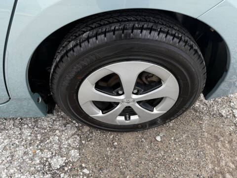 2012 Toyota Prius Two