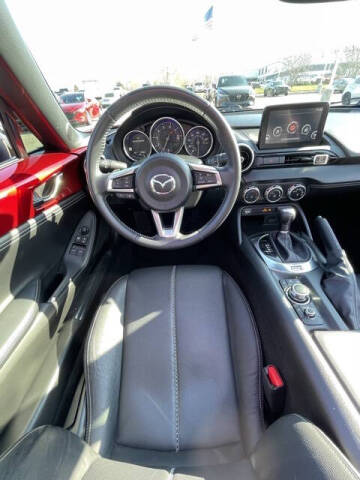 2022 Mazda MX-5 Miata RF Grand Touring