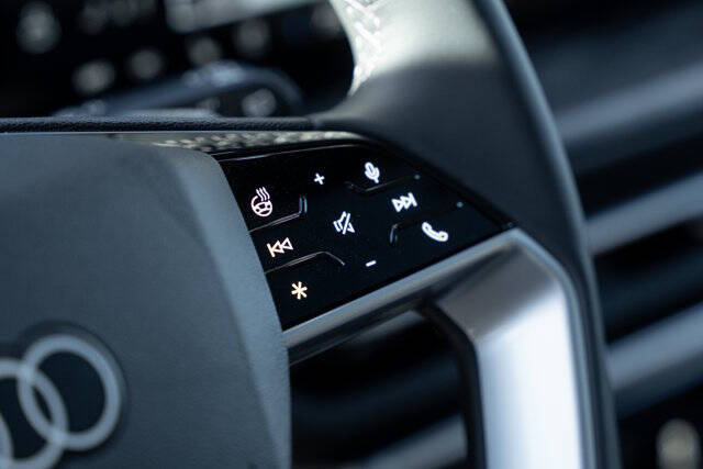 2025 Audi Q5 quattro Premium Plus TFSI