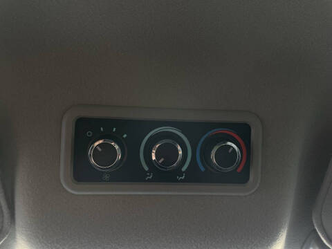 2023 Chevrolet Express LS 3500