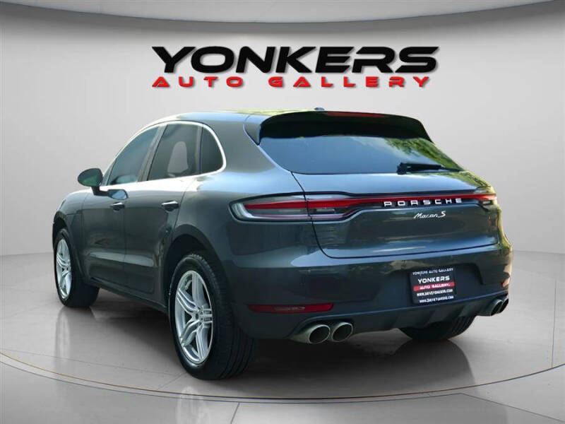 2021 Porsche Macan S