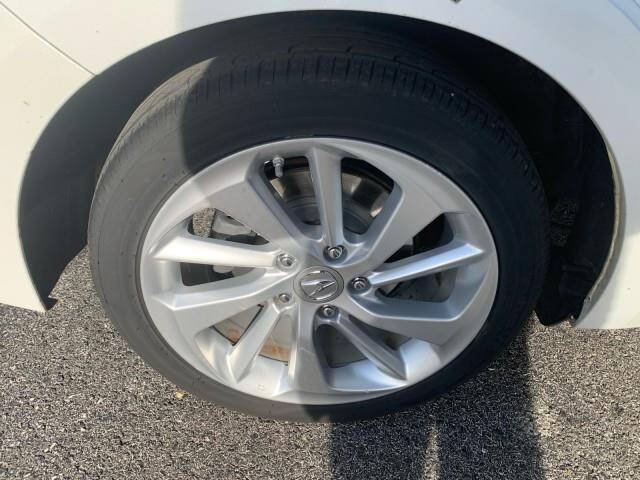 2017 Acura ILX w/Premium