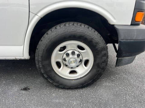 2021 Chevrolet Express 2500