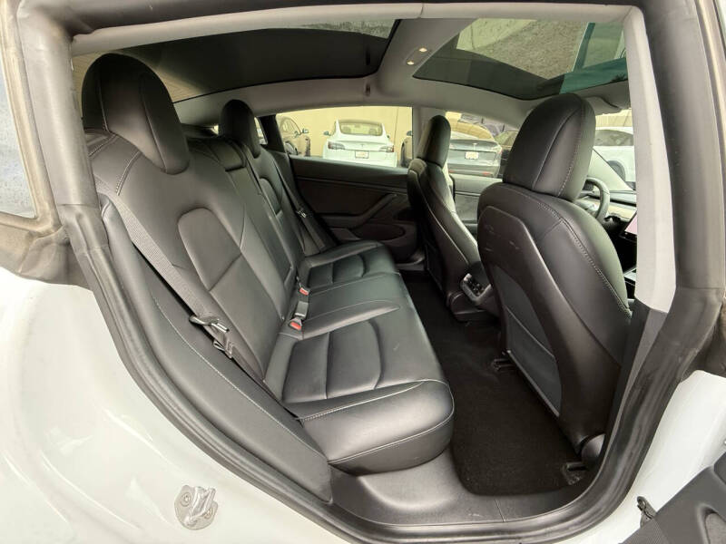 2019 Tesla Model 3 Standard Range Plus