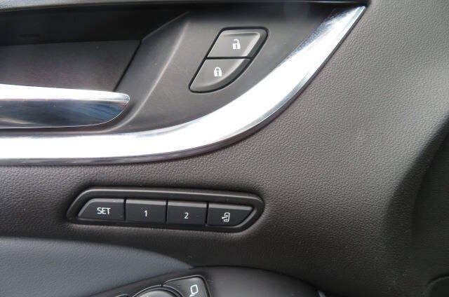 2023 Buick Enclave Premium