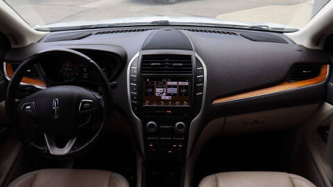 2019 Lincoln MKC Select