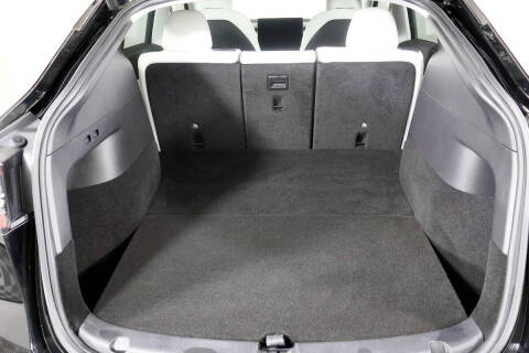 2021 Tesla Model Y Standard Range