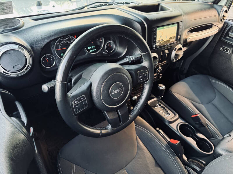 2016 Jeep Wrangler Unlimited Sahara