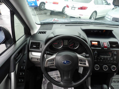 2014 Subaru Forester 2.5i
