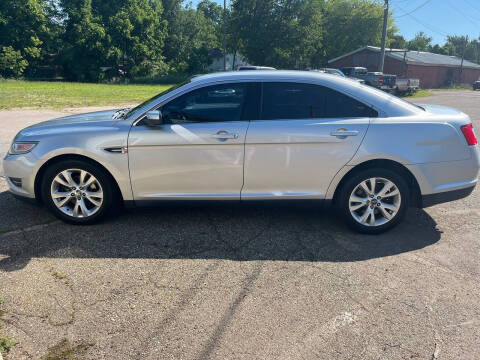 2010 Ford Taurus SEL