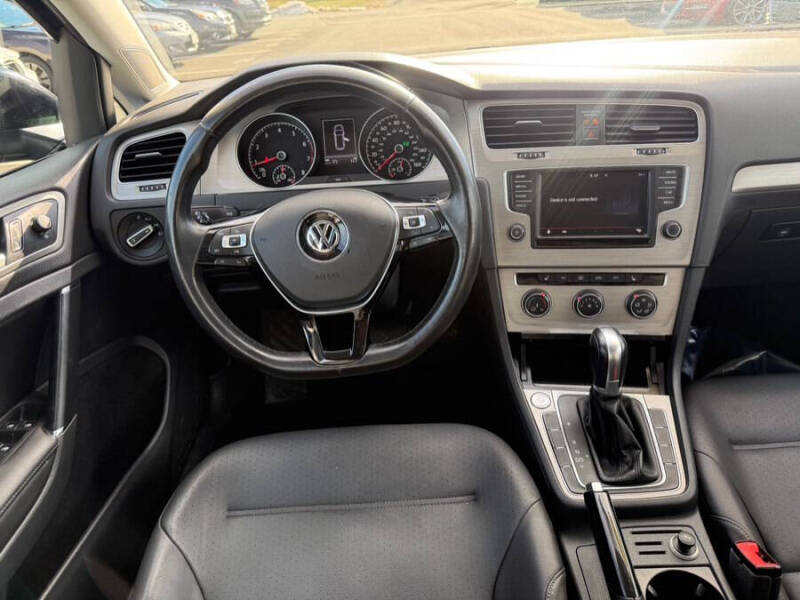 2016 Volkswagen Golf SportWagen TSI Limited Edition