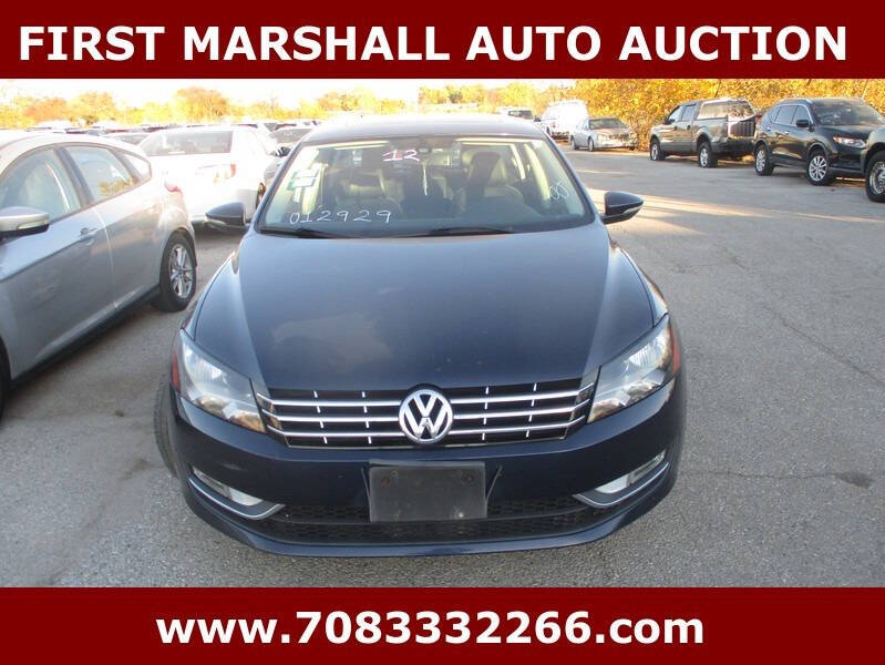 2012 Volkswagen Passat SEL