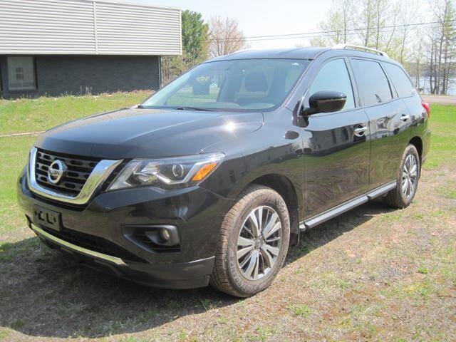 2018 Nissan Pathfinder for sale at Goodwin Motors Inc in Houghton MI