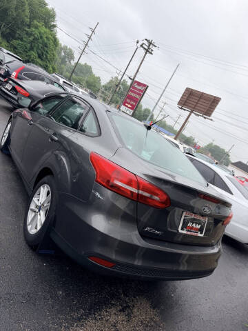 2017 Ford Focus SE