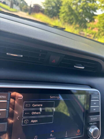 2019 Nissan Kicks S