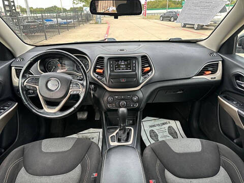 2018 Jeep Cherokee Latitude