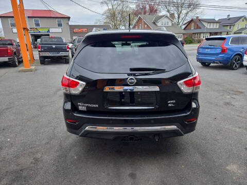 2014 Nissan Pathfinder Platinum