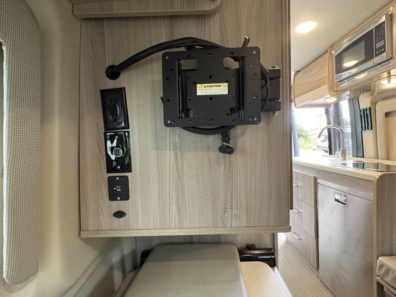 2023 Thor Motor Coach Sequence