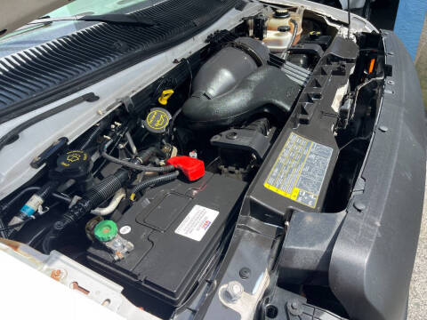 2008 Ford E-Series E-250