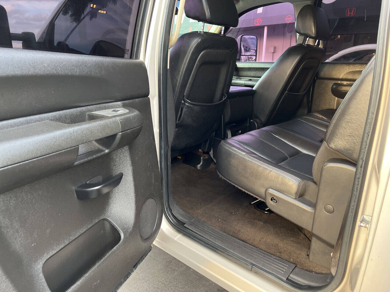 2008 Chevrolet Silverado 2500HD  - $19,900