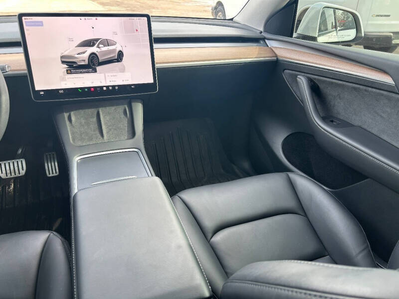 2023 Tesla Model Y Performance