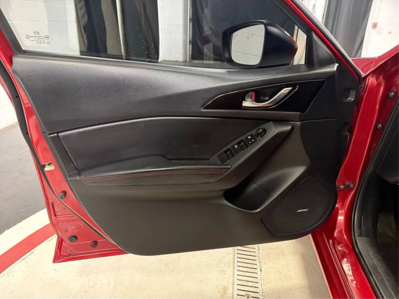 2015 Mazda MAZDA3 s Touring