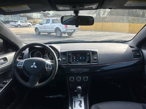 2017 Mitsubishi Lancer LE