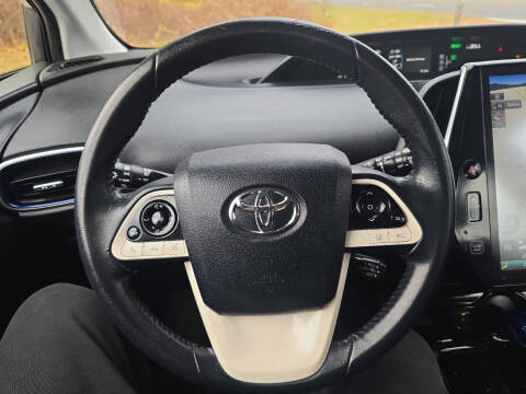 2018 Toyota Prius Four Touring