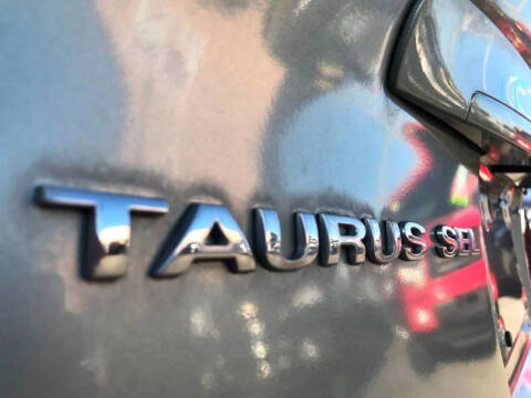 2005 Ford Taurus SEL
