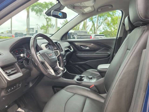 2022 GMC Terrain SLT