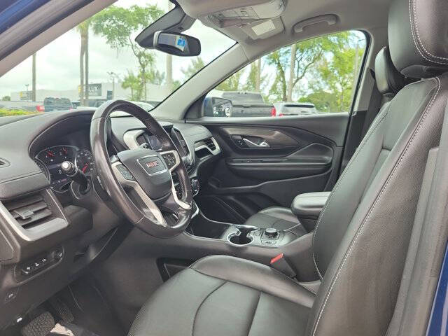 2022 GMC Terrain SLT