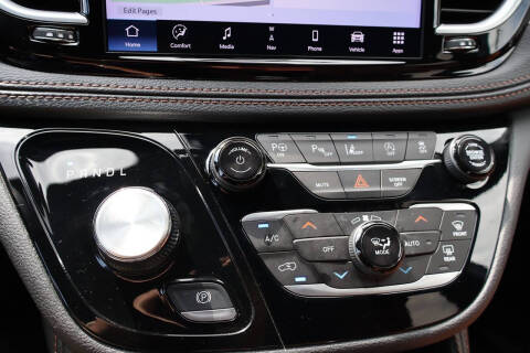 2024 Chrysler Pacifica Pinnacle