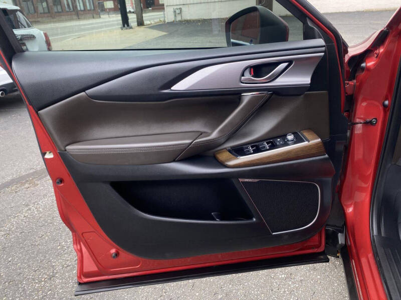 2021 Mazda CX-9 Signature