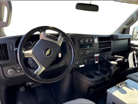 2016 Chevrolet Express 2500