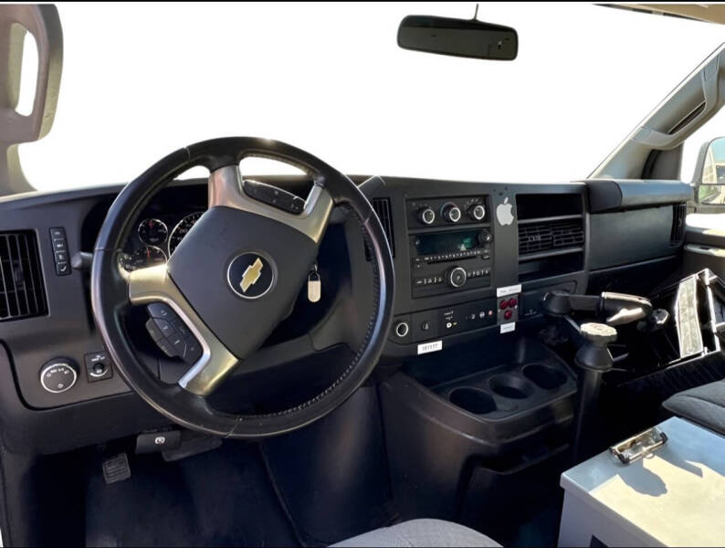 2016 Chevrolet Express 2500